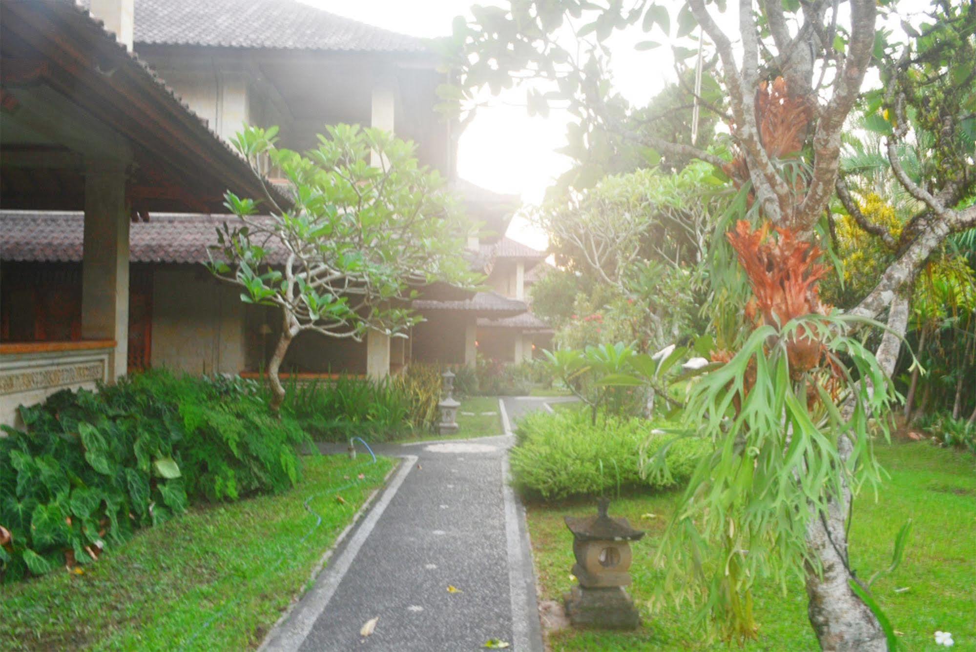 Hotel Puri Padi Ubud Esterno foto